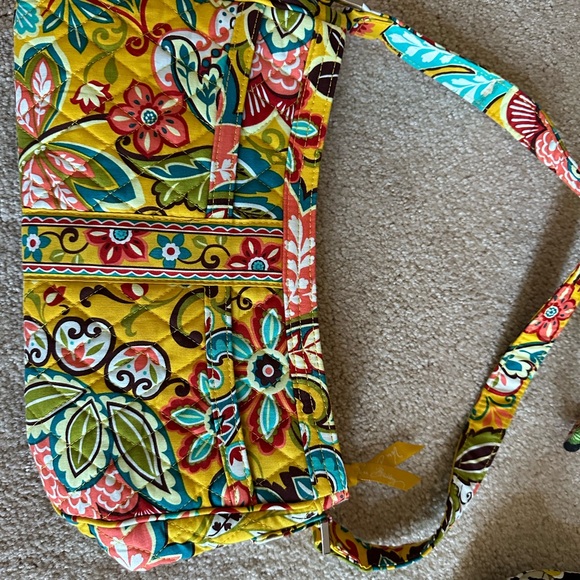 WOW!! 12 Vera Bradley items. Gently used/2 new. All for one price!! - Picture 6 of 11